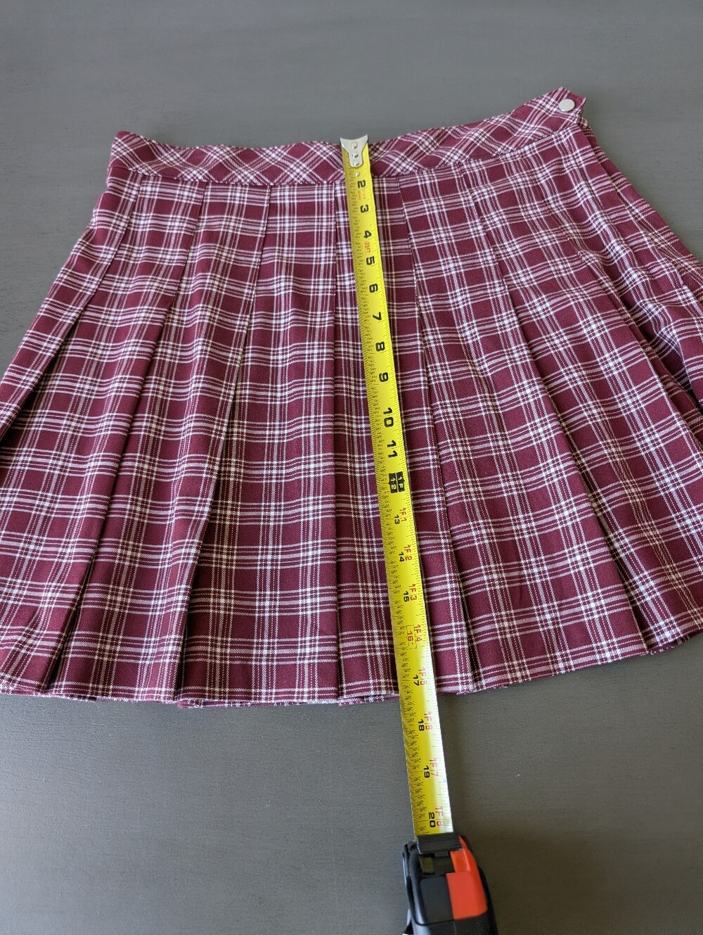 Divided Maroon Plaid Pleated Skirt Mini Skaters Size 10 Side Zip - Picture 7 of 11
